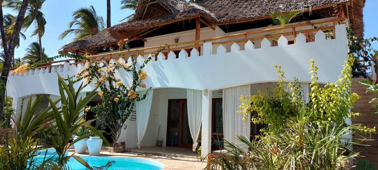 Moyo Top Floor Apartment Pwani Mchangani Bagian luar foto